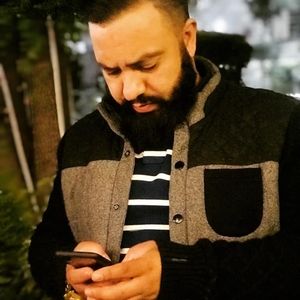 Meet your Posher, Samir